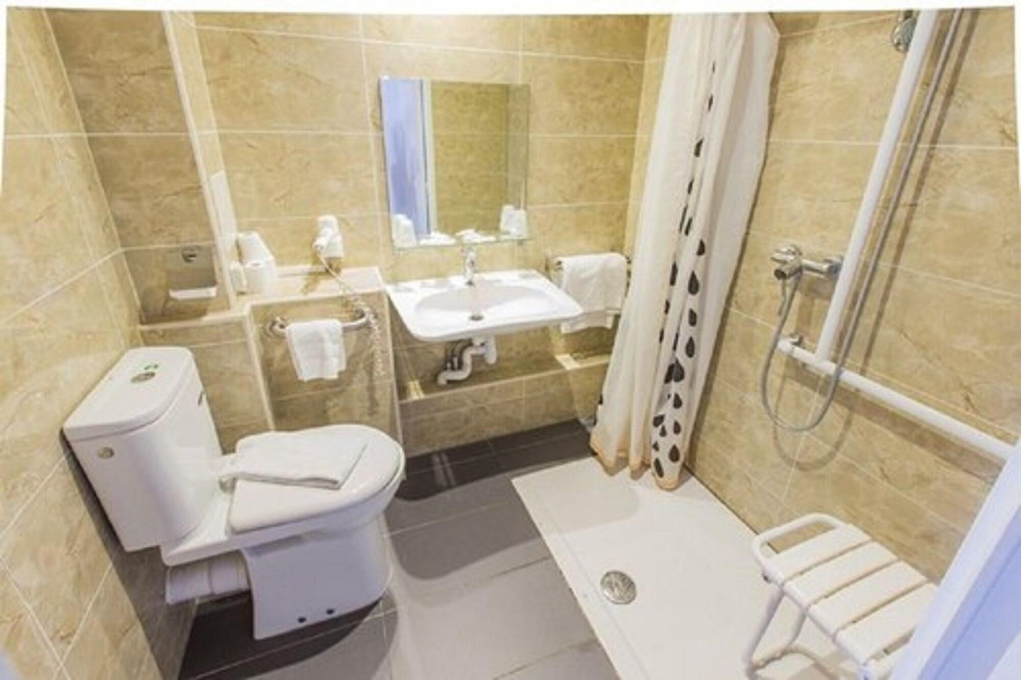 Hipotel Paris Montmartre Gare Du Nord Εξωτερικό φωτογραφία