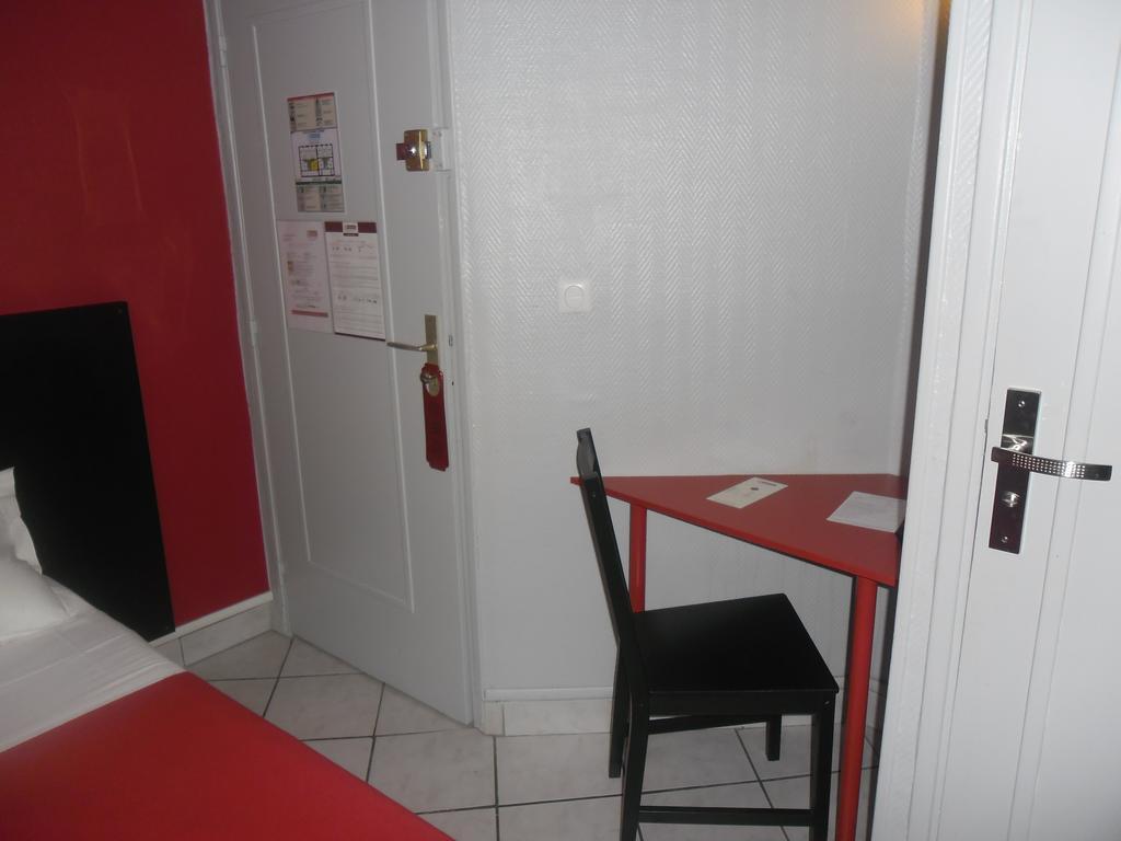 Hipotel Paris Montmartre Gare Du Nord Δωμάτιο φωτογραφία